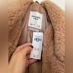 Abercrombie Teddy Coat, Size Small